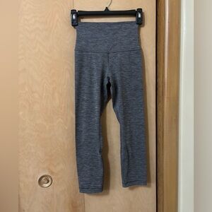 lululemon athletica Align Crop  Leggings 23”